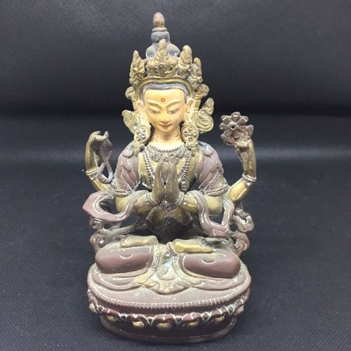 Chenrezig statue